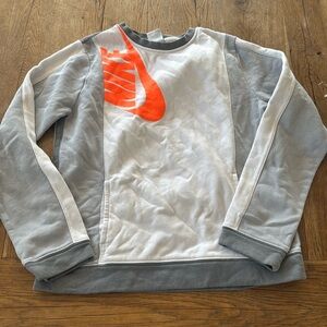 Nike DR8479-025/Gray & Neon Orange Sweater /Size XL/Kids